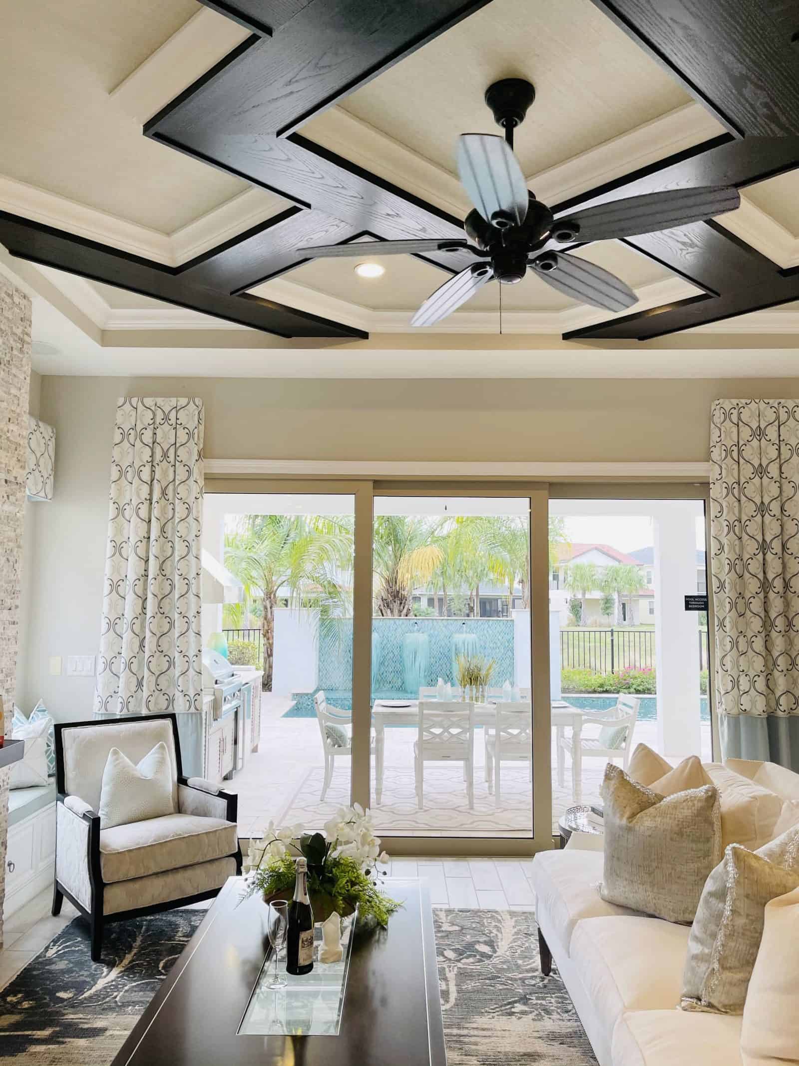 Florida Living Room Ideas: Furniture And Accessories