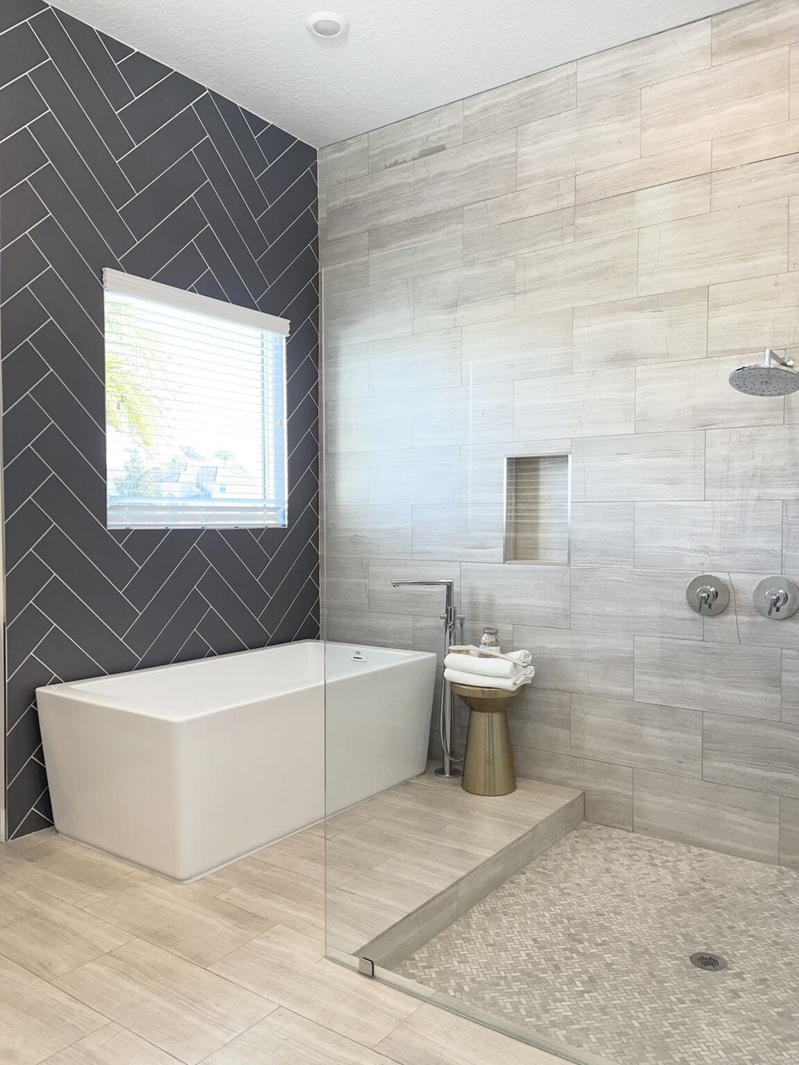 Shower Wall Ideas: 6 Modern Finishes for Your Bathroom