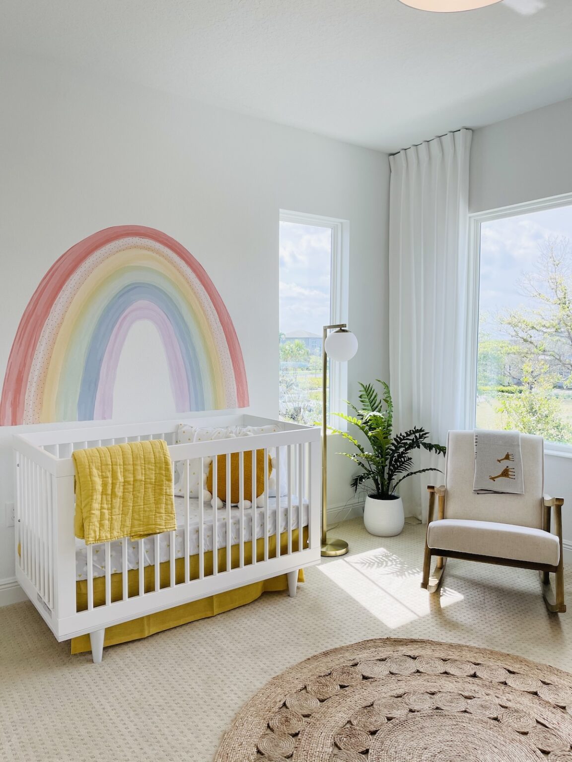 Gender Neutral Baby Nurseries: Ideas & Inspiration