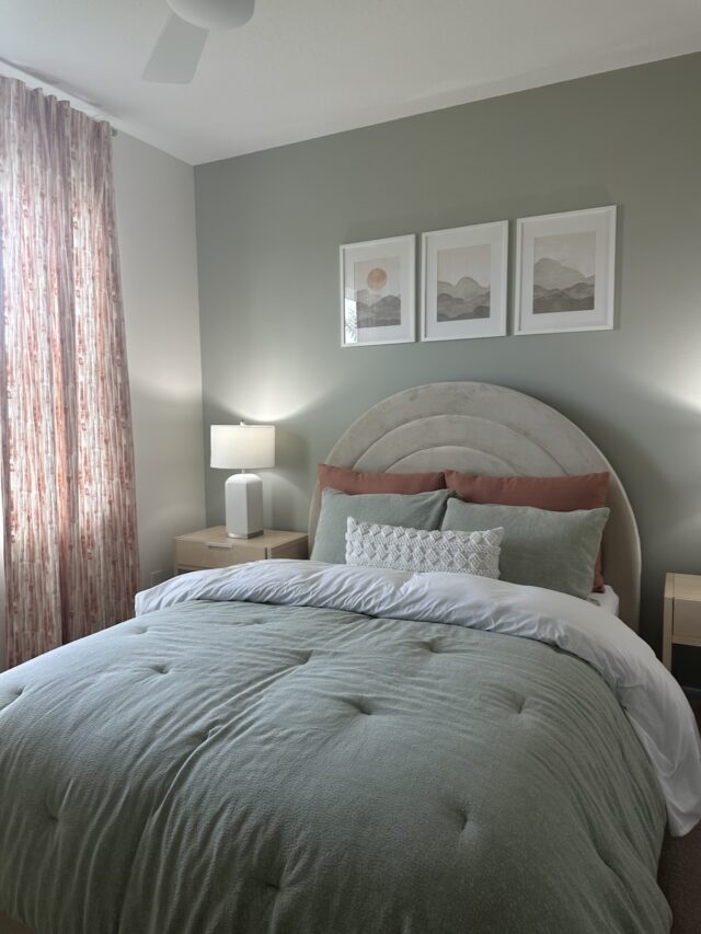 Sage Green Paint Colors: Interior Design Ideas for a Tranquil Space