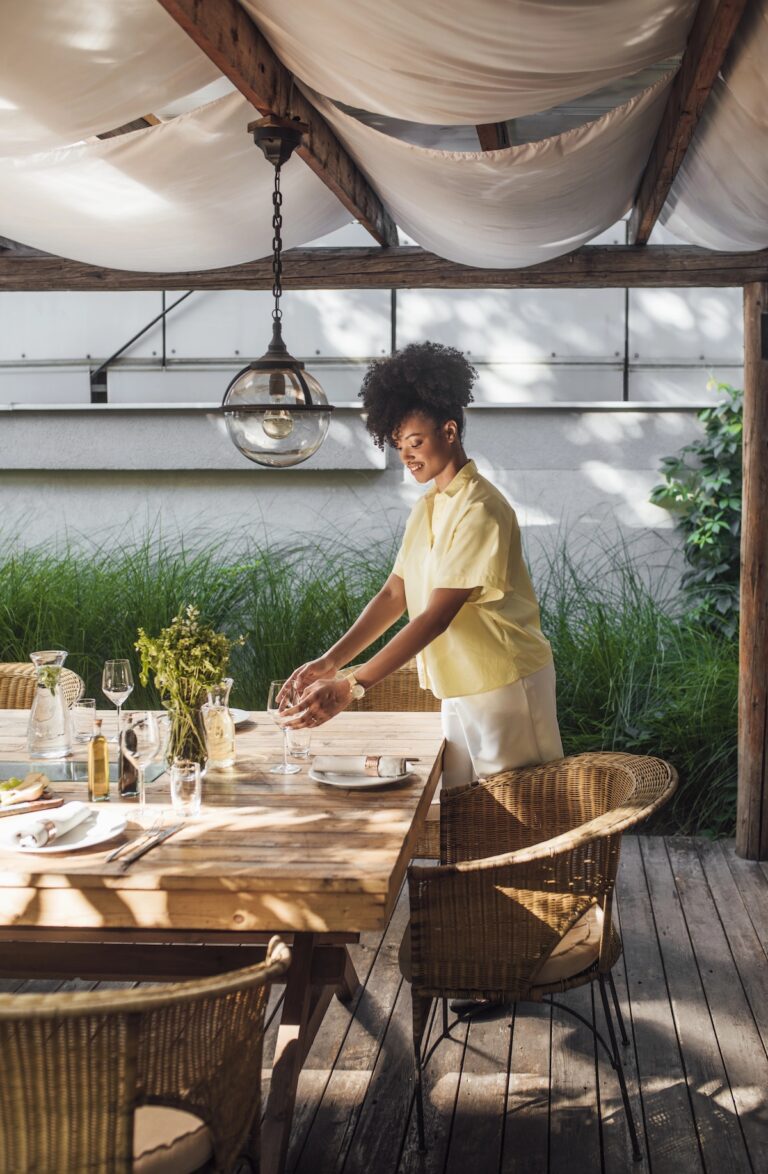 These 35 Things Belong on Every Florida Outdoor Entertaining Checklist
